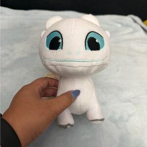 Universal How to Train Your Dragon Light Fury Plush NWT